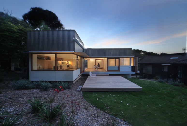 South Coast House - Sustainable, Contemporary Architecture